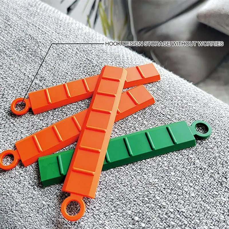 2PCS - Silicone Magnetic Non-Stick Knife Tool – Prevents Food from Sticking During Cutting