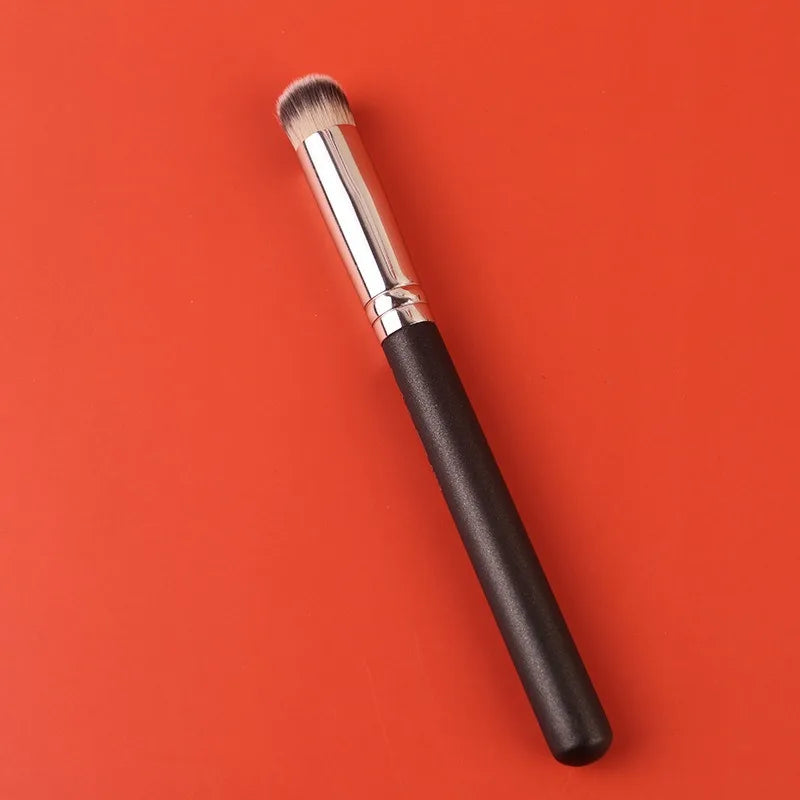 Colored Clay Undereye Corrector (Free Brushes Every Order