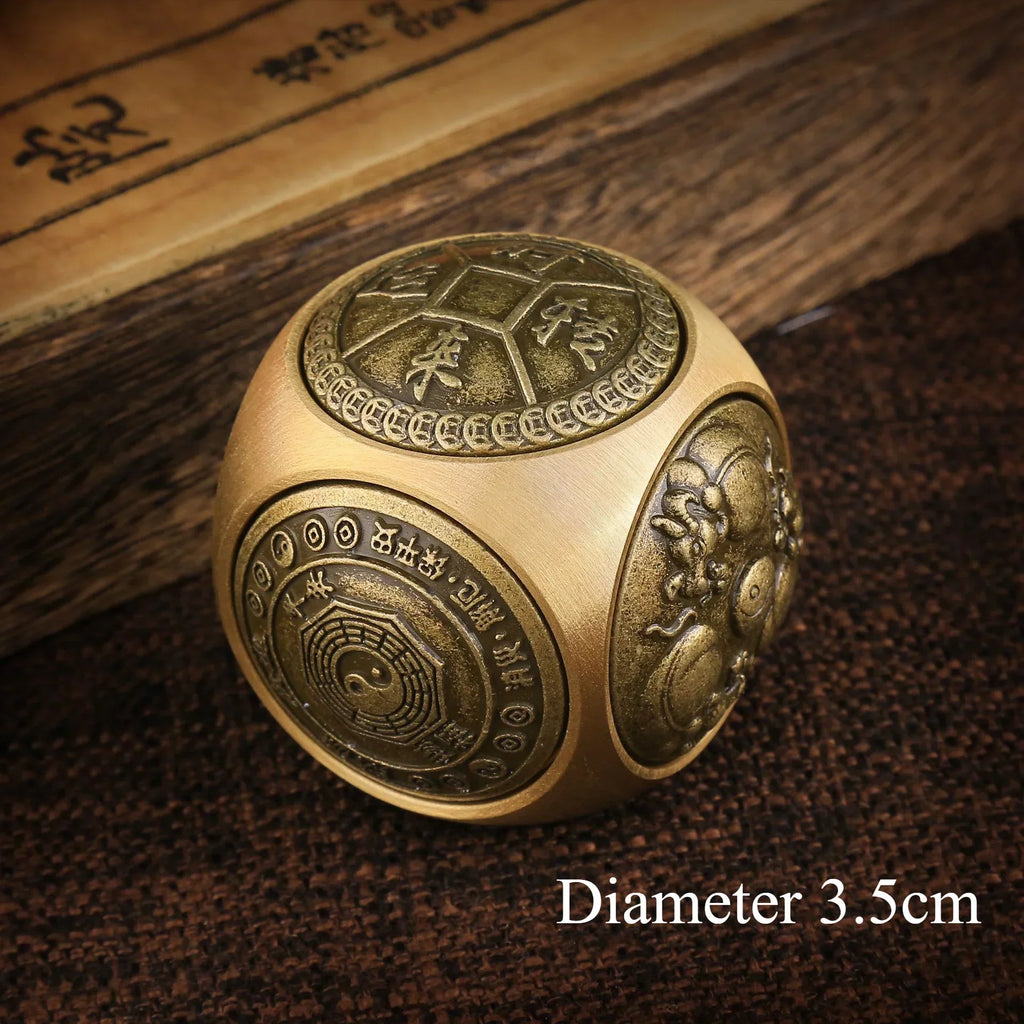 Brass Spherical Magic Cube Six-Sided Spinning To Play Decompression Handle Piece Pure Copper Ornaments Fingertip Gyroscope Decompression