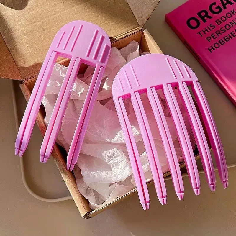 3/6 Teeth High Skull Artifact No Trace Hair Clip