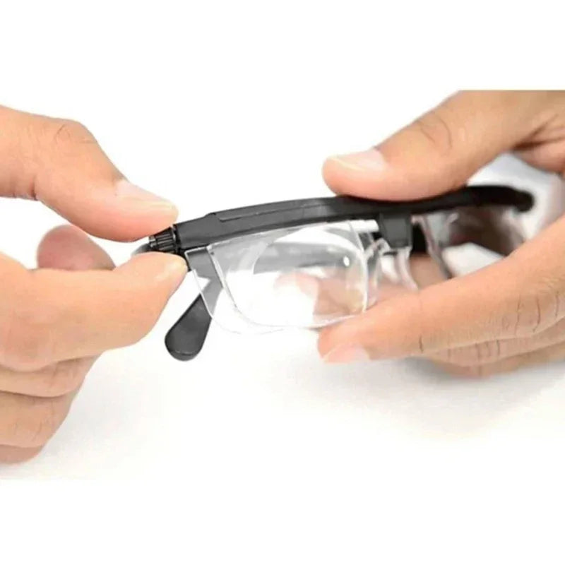 ADJUSTABLE FOCUS GLASSES NEAR AND FAR SIGHT
